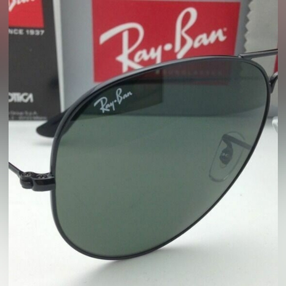 LIKE NEW RayBan Aviator RB3025 Black Ray ban Sunglasses - Picture 8 of 16
